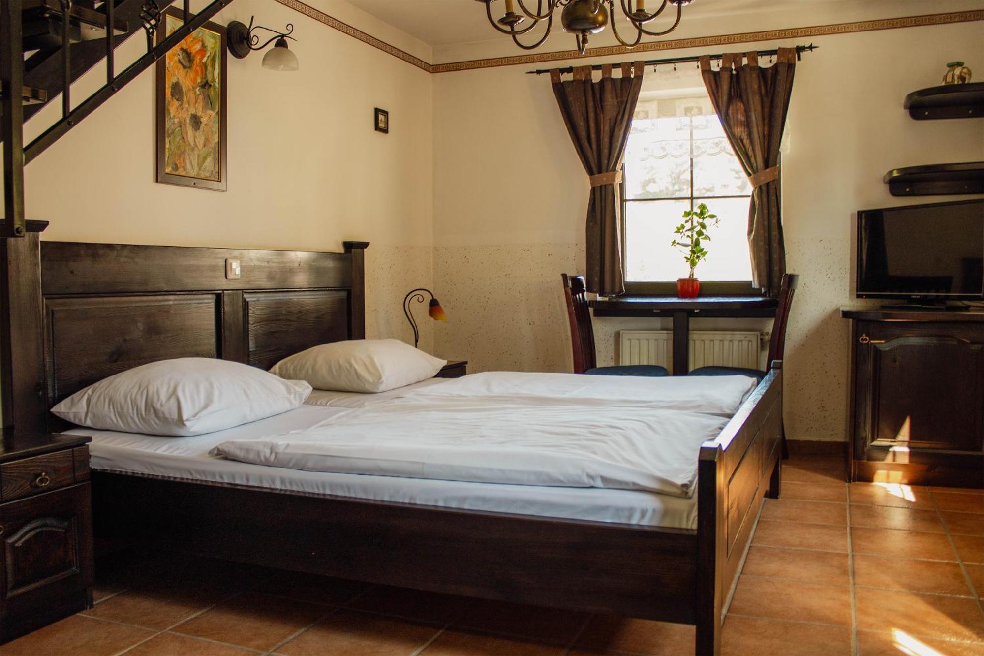 Crni Baron Pension Black Baron Maribor Exterior foto