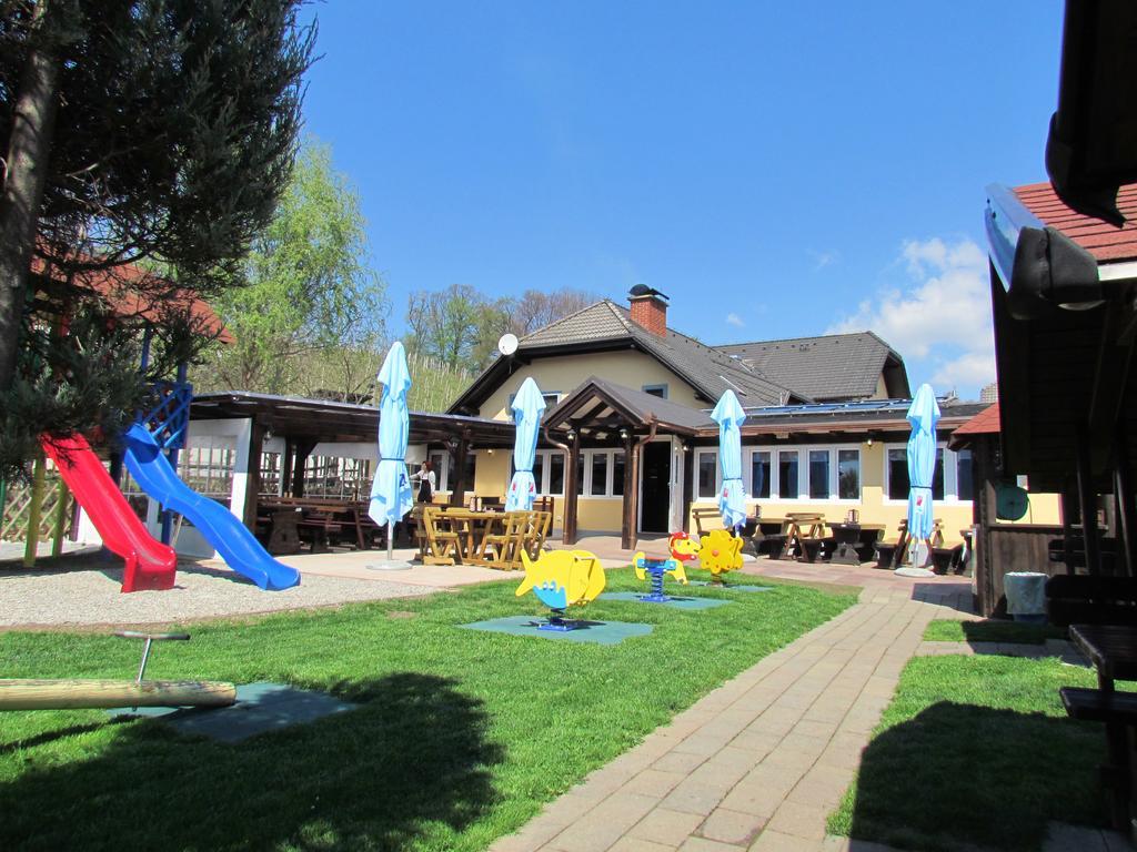Crni Baron Pension Black Baron Maribor Exterior foto